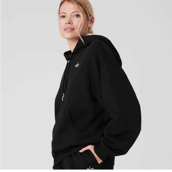 ALO Yoga Jackets & Blazers - ALO Yoga Classic Black Hoodie